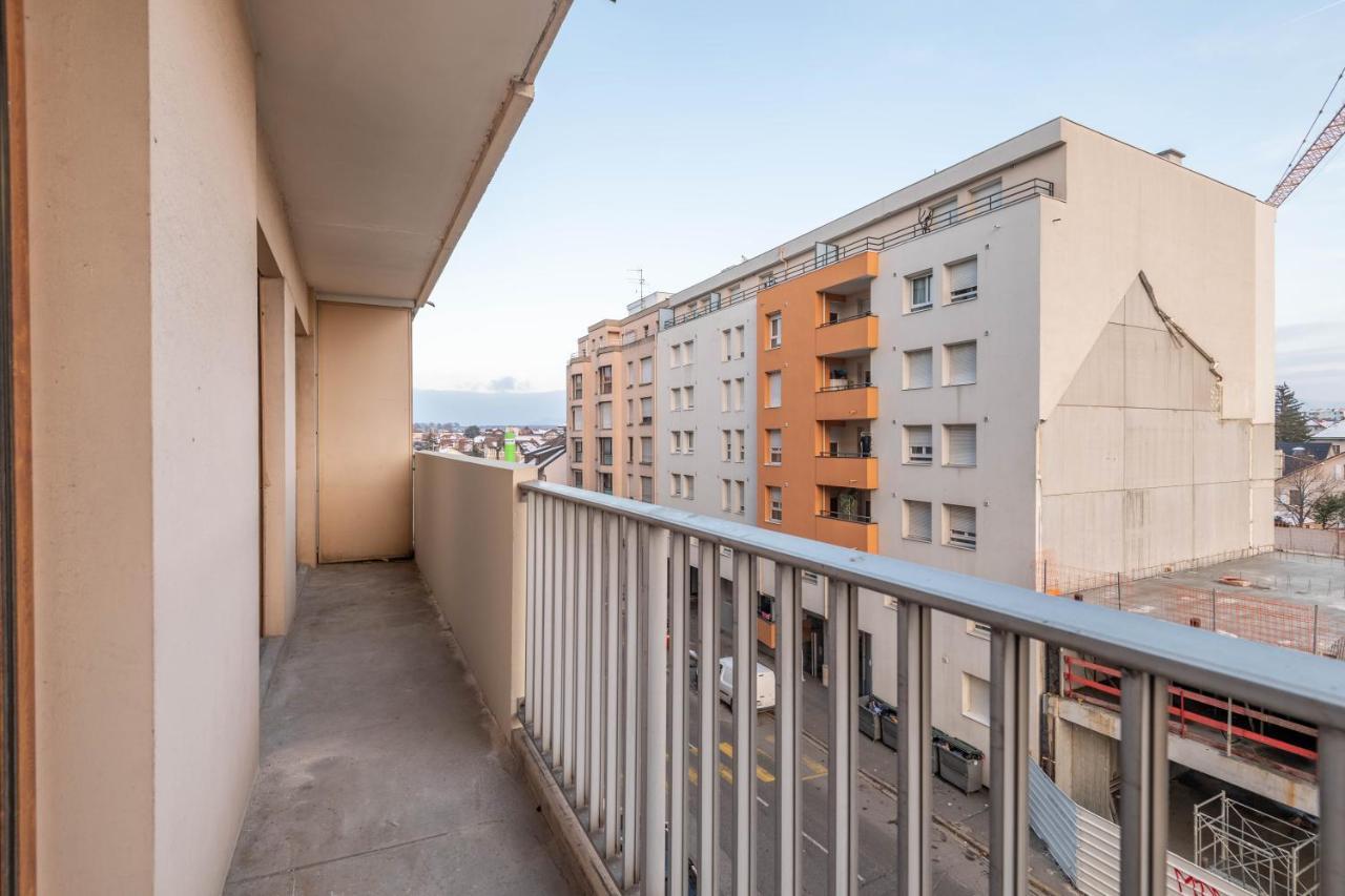 Homey Lotus Centre / Proche Gare Avec Acces A Geneve Annemasse Exterior foto
